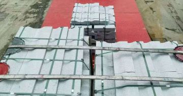 绍兴 芝麻白仿形加直形路沿石出货日常