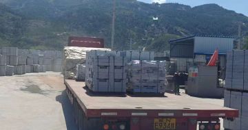 绍兴 芝麻白仿形路沿石，直形路沿石