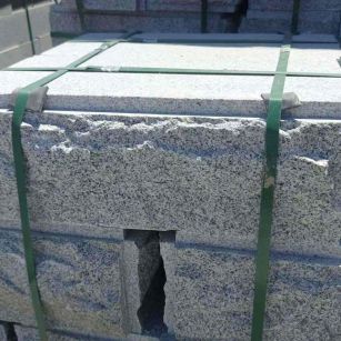 绍兴 芝麻白花岗岩自然面成品