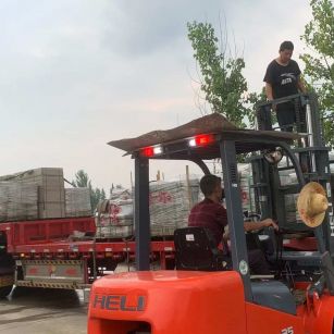 绍兴 黄金麻冰裂纹，地铺石装车