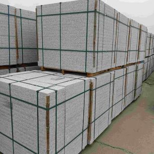 绍兴 白麻花岗岩石材荔枝面地铺石（300*600*50）