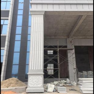 绍兴 芝麻白光面花岗岩门楼大柱（罗马柱）配雕花底座