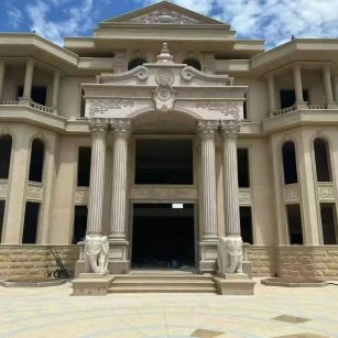 绍兴 黄金麻别墅外墙干挂，大柱，大象，蘑菇石，雕花板