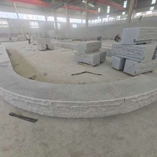 绍兴 芝麻白异形坐凳，自然面光面弧形加工