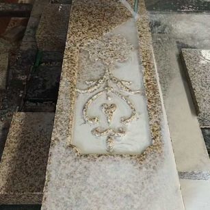 绍兴 黄金麻花岗岩异形加工雕刻栏杆大柱