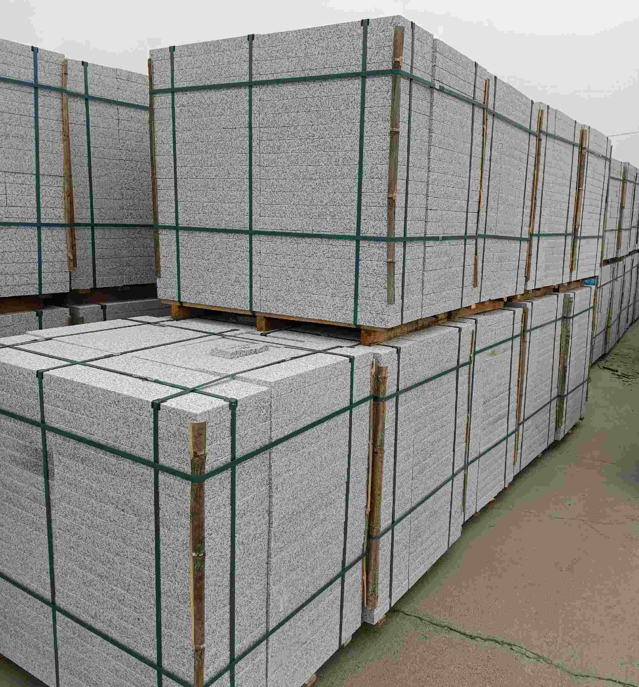 绍兴 白麻花岗岩石材荔枝面地铺石（300*600*50）