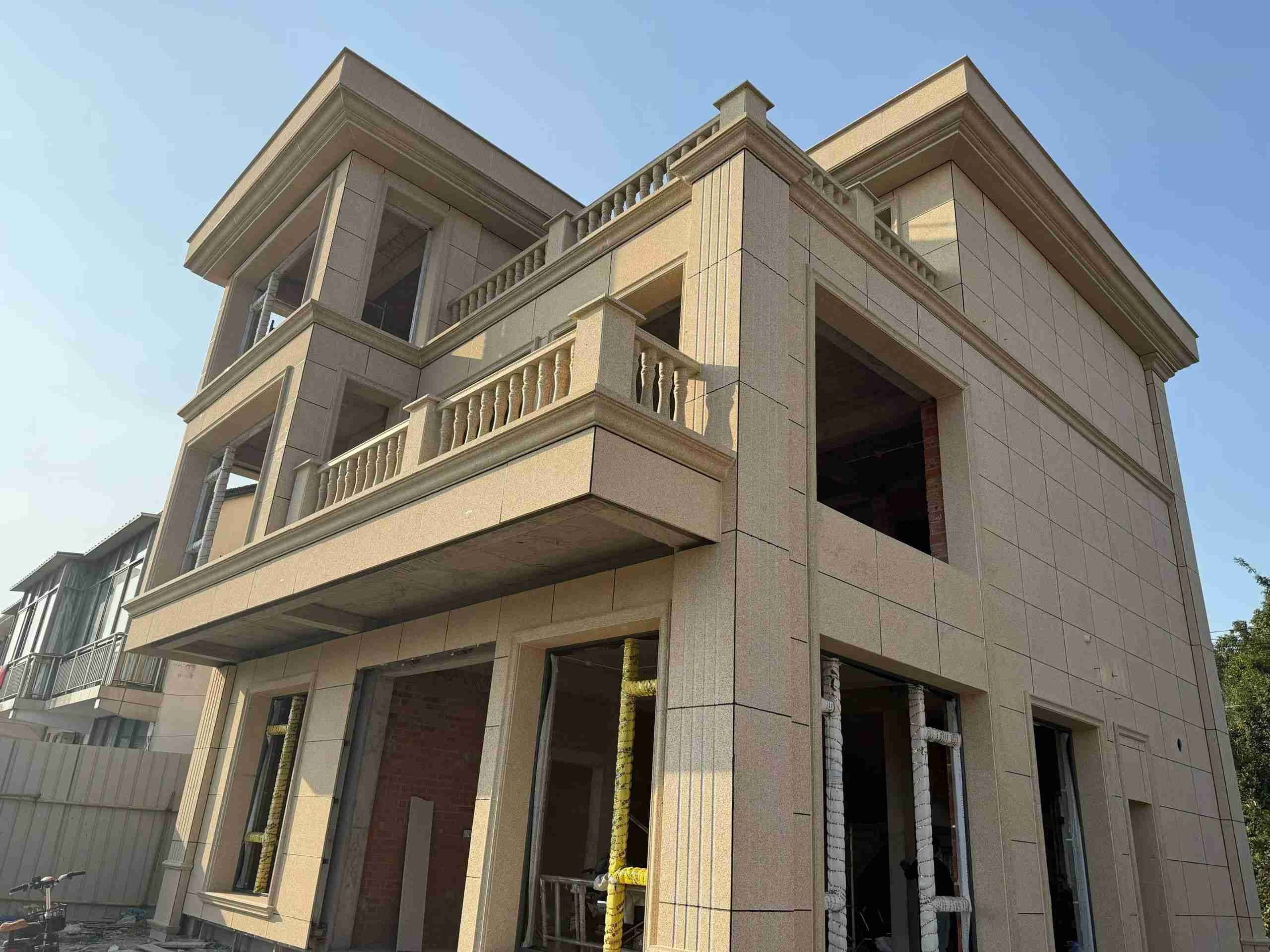 绍兴 黄金麻花岗岩石材荔枝面外墙干挂效果展示