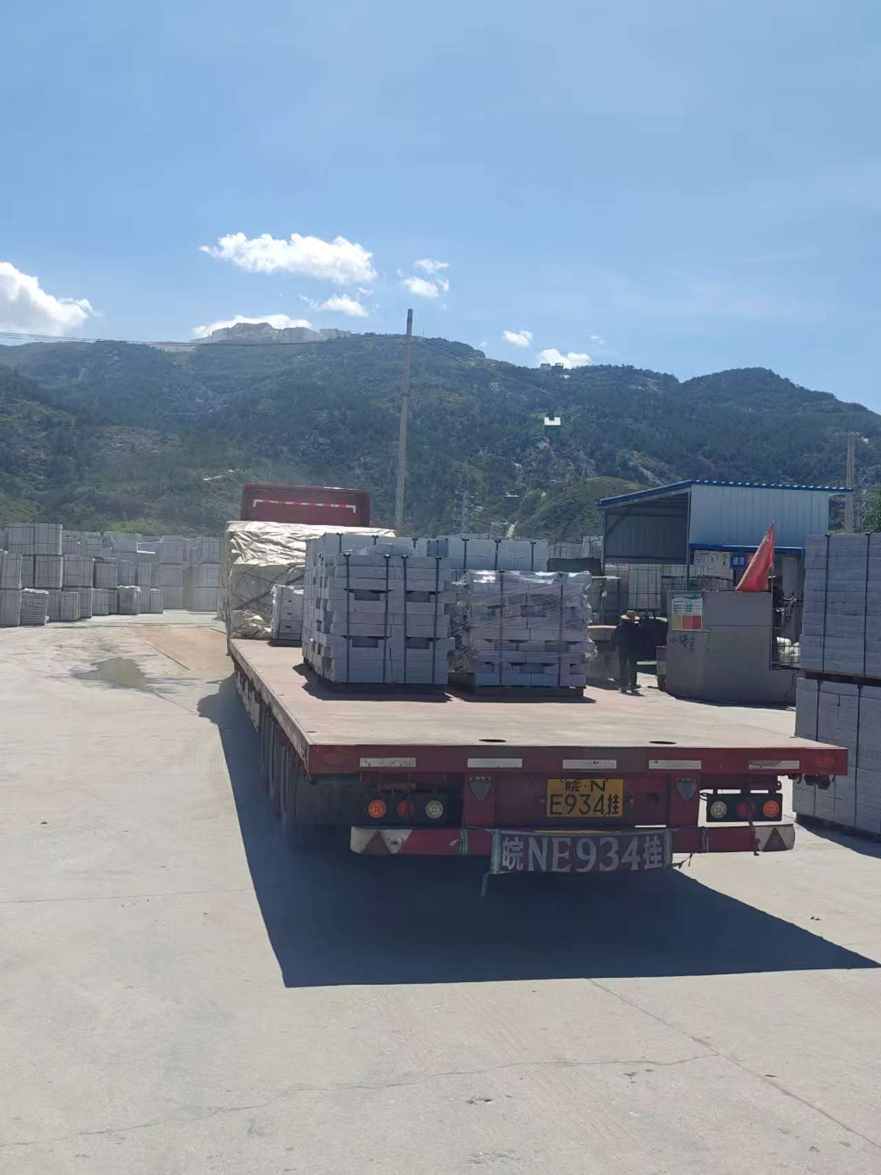 绍兴 芝麻白仿形路沿石，直形路沿石