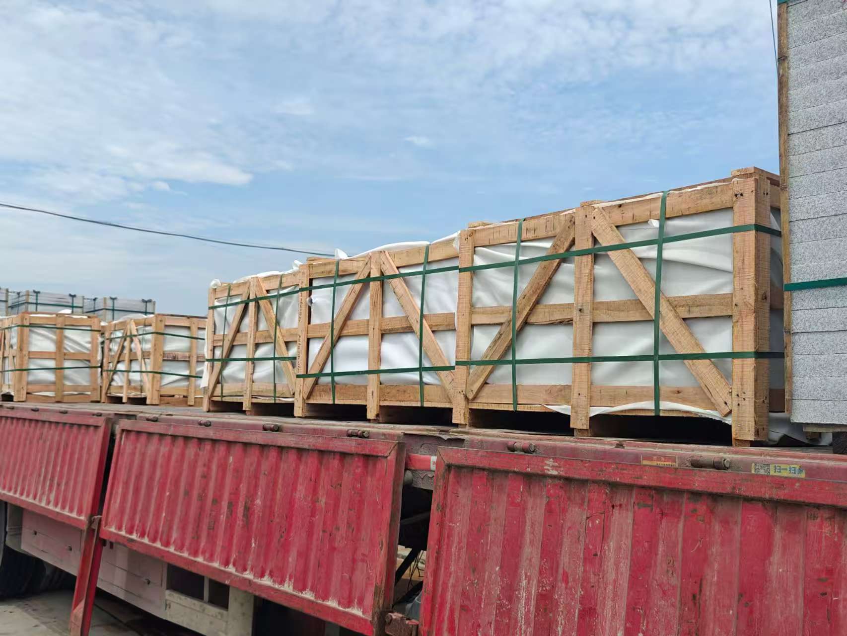 绍兴 芝麻白花岗岩地铺石出口专车-泰国游