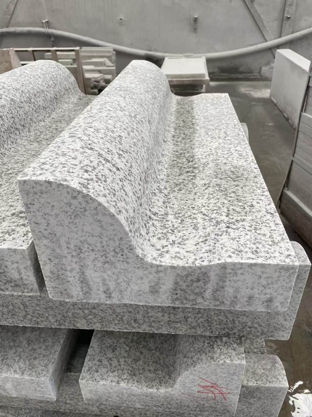 绍兴 白麻花岗岩S型路沿石，路侧石，马路牙子等