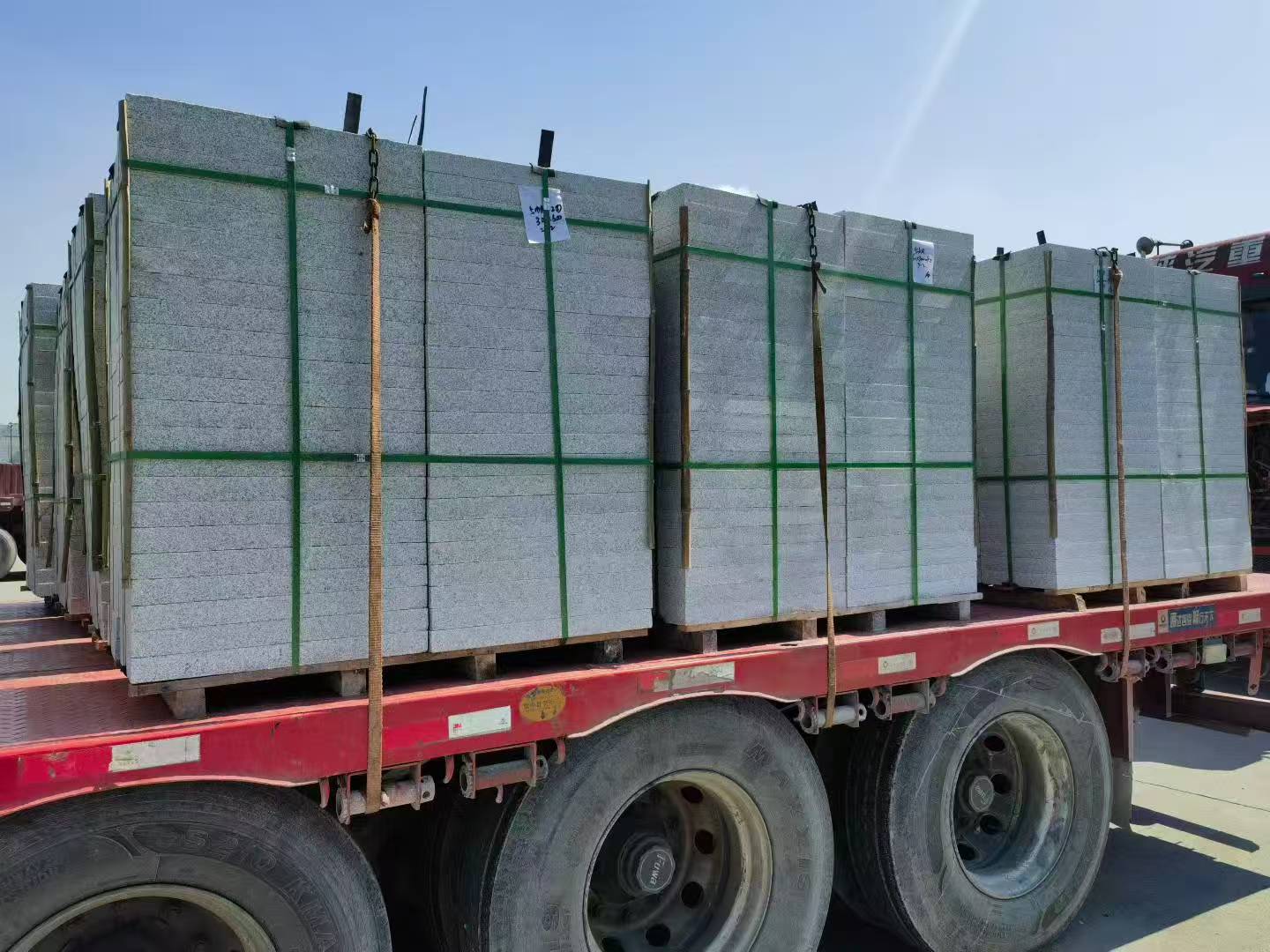 绍兴芝麻白花岗岩出货日常地铺石